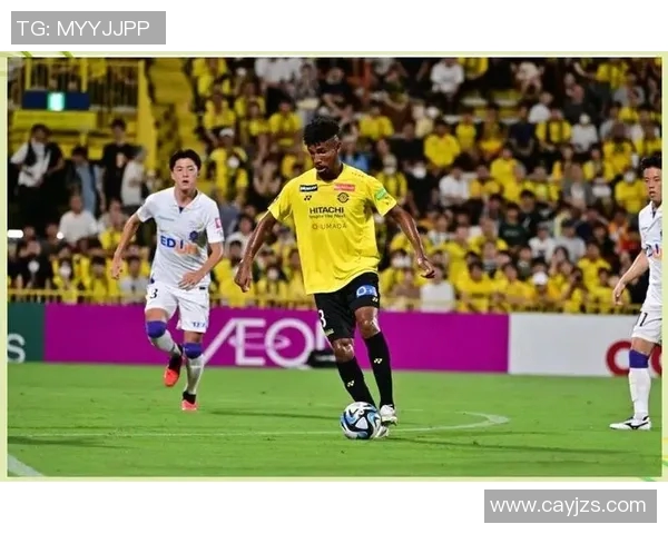 大阪钢吧与清水鼓动的激烈对决谁能笑到最后分析比赛精彩瞬间 大阪钢吧与清水鼓动的激烈对决谁能笑到最后分析比赛精彩瞬间