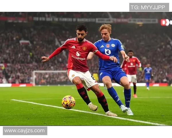 曼联主场迎战莱斯特城争夺英超积分榜重要胜利 曼联主场迎战莱斯特城争夺英超积分榜重要胜利