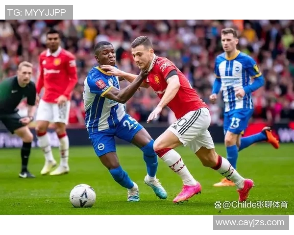 巴萨与日尔曼再度交锋欧冠赛场上的巅峰对决引发球迷热议