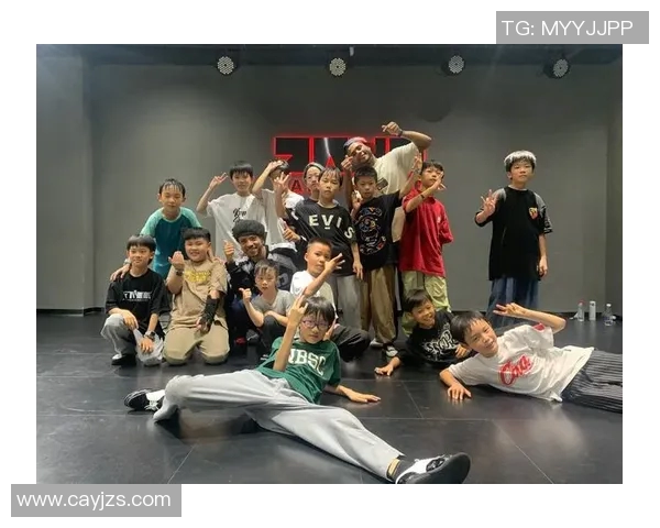 街舞热潮：深入广州街舞队的坚持与激情之旅MBA